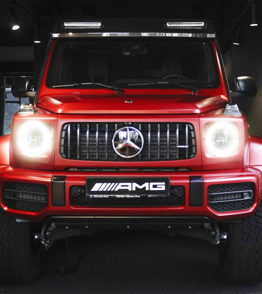 Carlas USA Red Mercedes